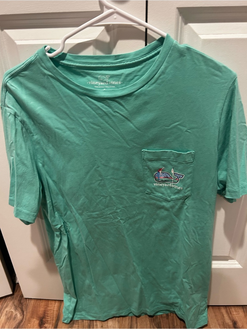 Vineyard Vines Short-Sleeve Pocket Tee in Mint